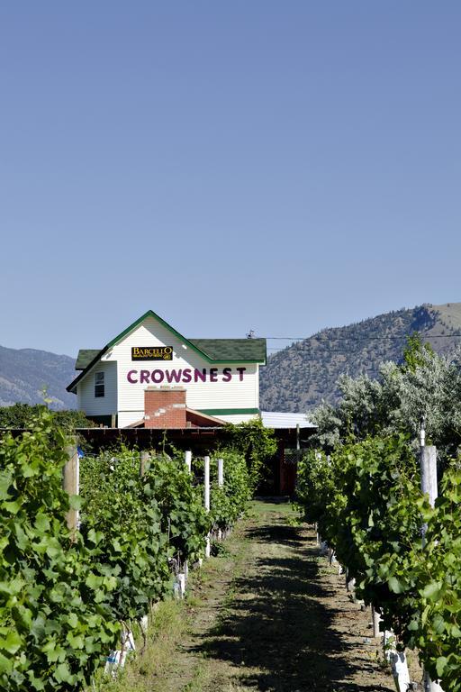 Crowsnest Vineyards Guesthouse Keremeos エクステリア 写真