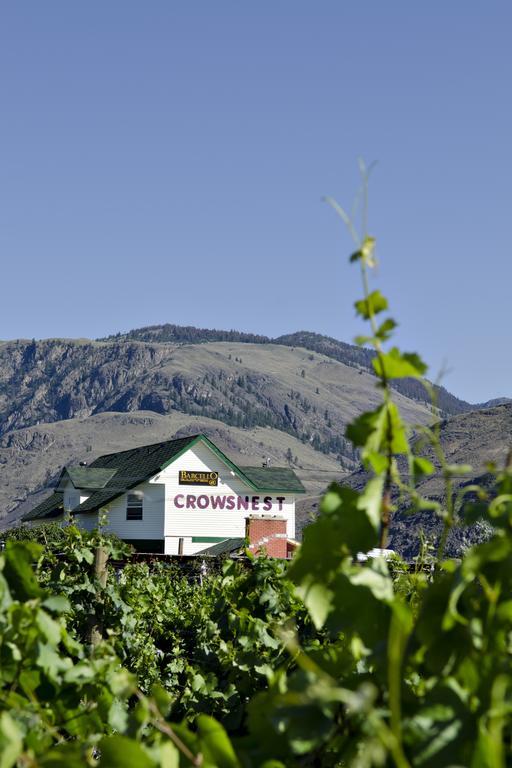 Crowsnest Vineyards Guesthouse Keremeos エクステリア 写真